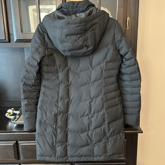 Lands’ End Women’s winter coat - Picture 3 of 5